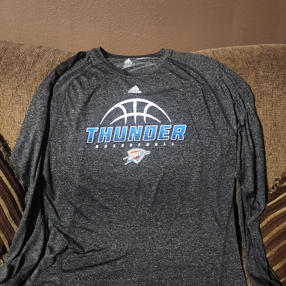 adidas Other - Mens Adidas Gray Oklahoma Thunder Basketball Long Tee Sz.2XL